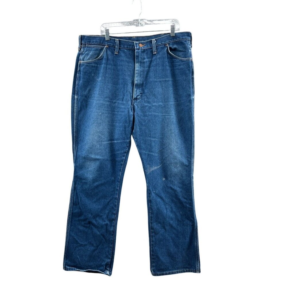 Vintage Wrangler Jeans Mens 42x32 Made in USA Blue Denim 945DEN *